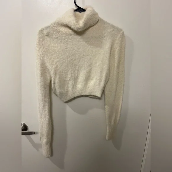 Women’s Cropped Turtleneck - Picture 1 of 3